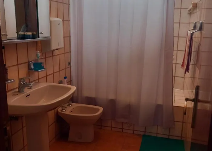 Pension Baires بيت ضيافة O Coto